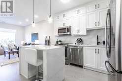 302 - 3265 CARDING MILL TRAIL | Oakville Ontario | Slide Image Fifteen