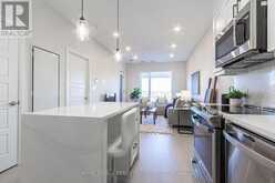 302 - 3265 CARDING MILL TRAIL | Oakville Ontario | Slide Image Sixteen