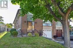 14 ARDGLEN DRIVE | Brampton Ontario | Slide Image Two