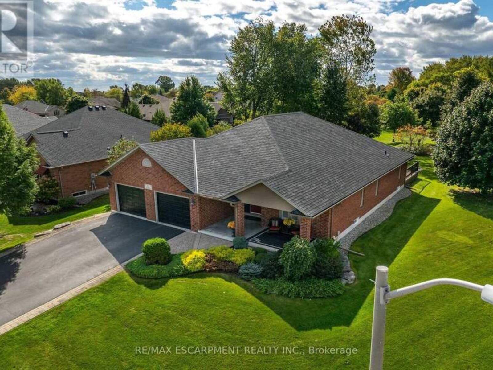 51 SEA BREEZE DRIVE, Norfolk, Ontario N0A 1N7