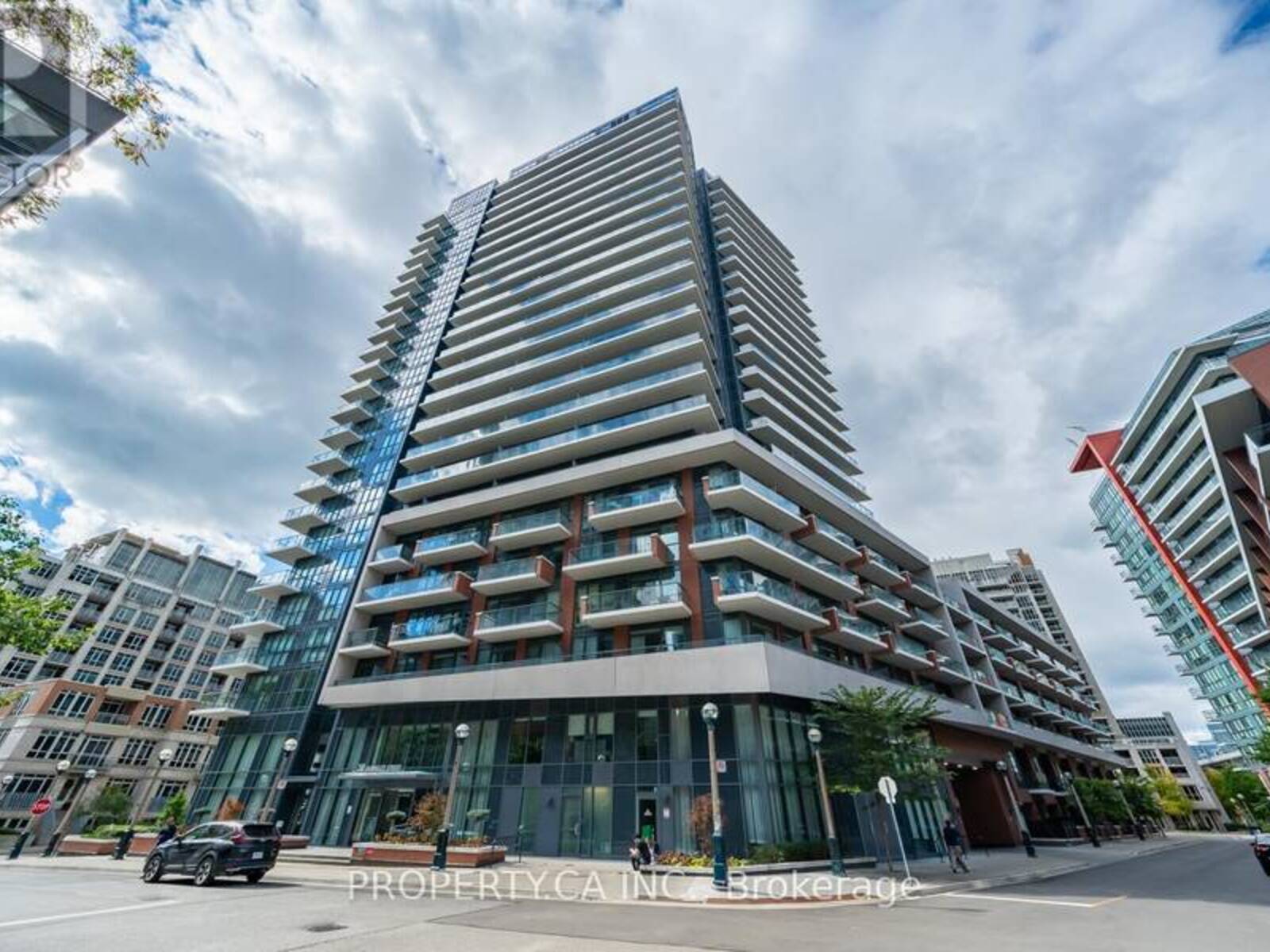 641 - 38 IANNUZZI STREET, Toronto, Ontario M5V 0S2