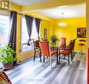 24 WALLIS CRESCENT | Toronto Ontario | Slide Image Nine