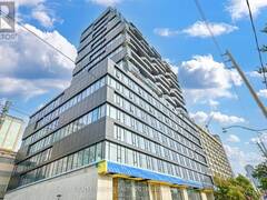 723 - 195 MCCAUL STREET Toronto Ontario, M5T 0E5