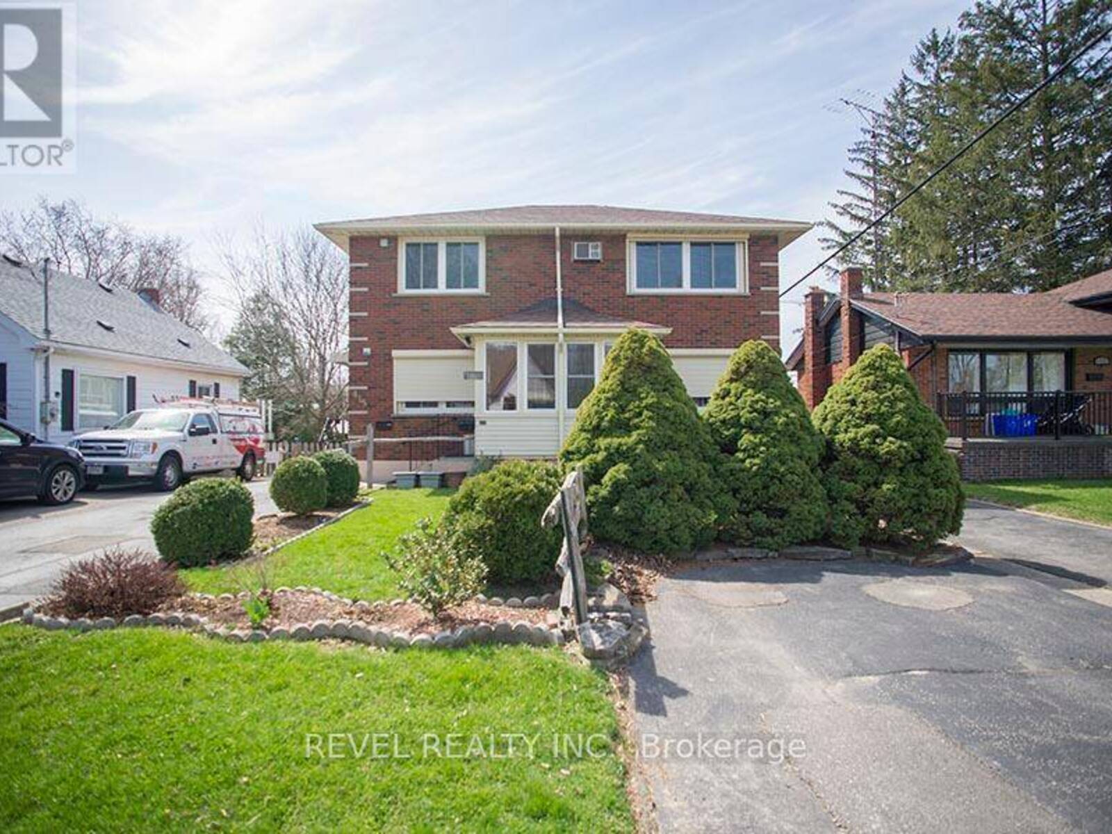 415 CHATHAM STREET, Brantford, Ontario N3S 4J4