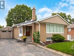 10 DIMPLEFIELD PLACE Toronto Ontario, M9C 4A1