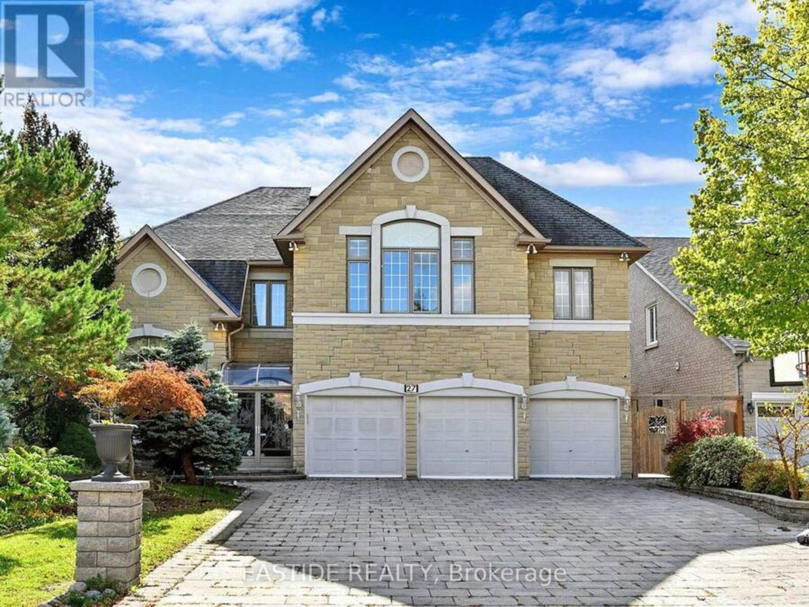 27 BRIMWOOD CRESCENT, Richmond Hill, Ontario L4B 4B6