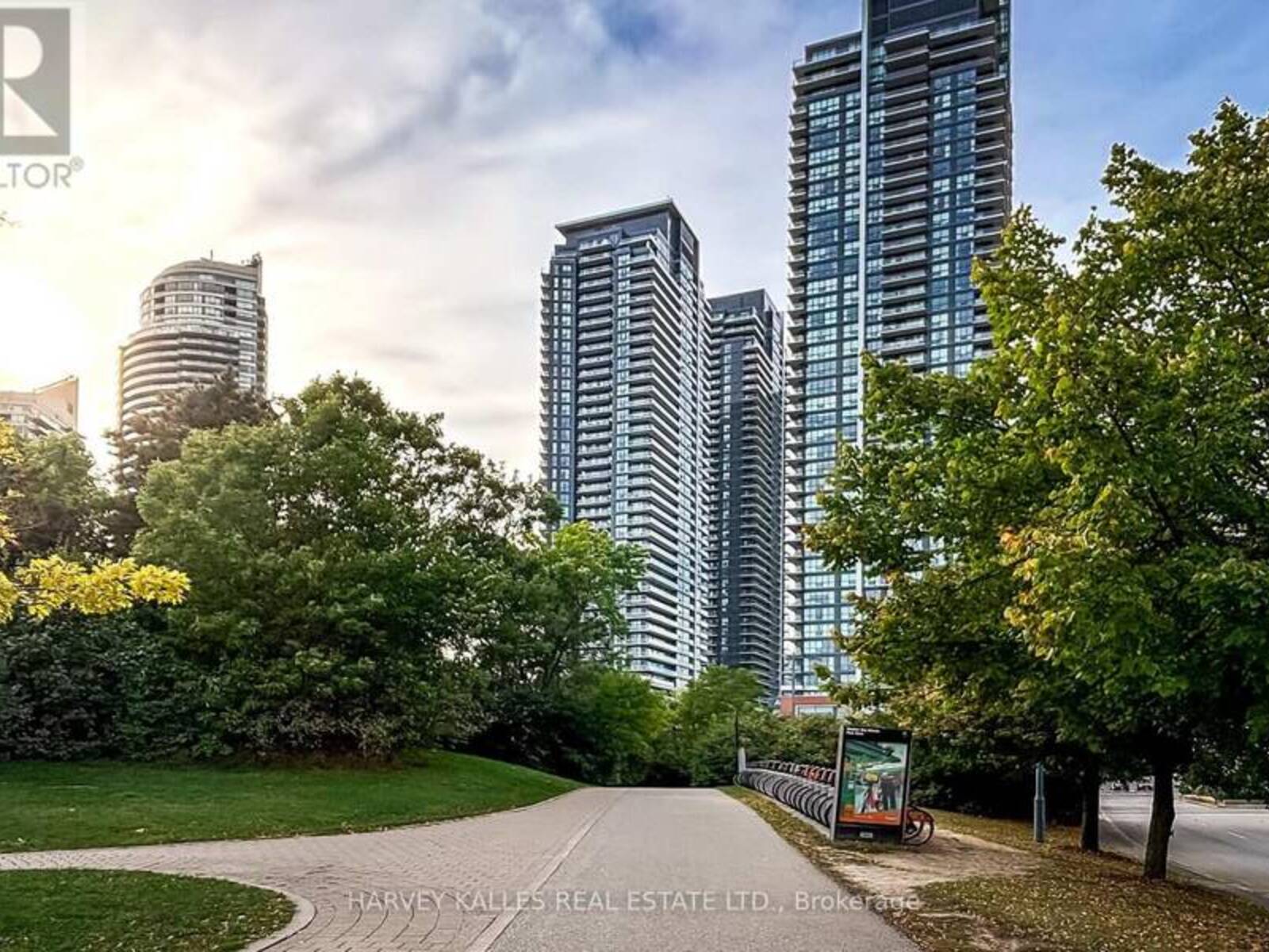 909 - 2212 LAKESHORE BOULEVARD W, Toronto, Ontario M8V 0C2