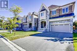 67 MENOTTI DRIVE | Richmond Hill Ontario | Slide Image Two