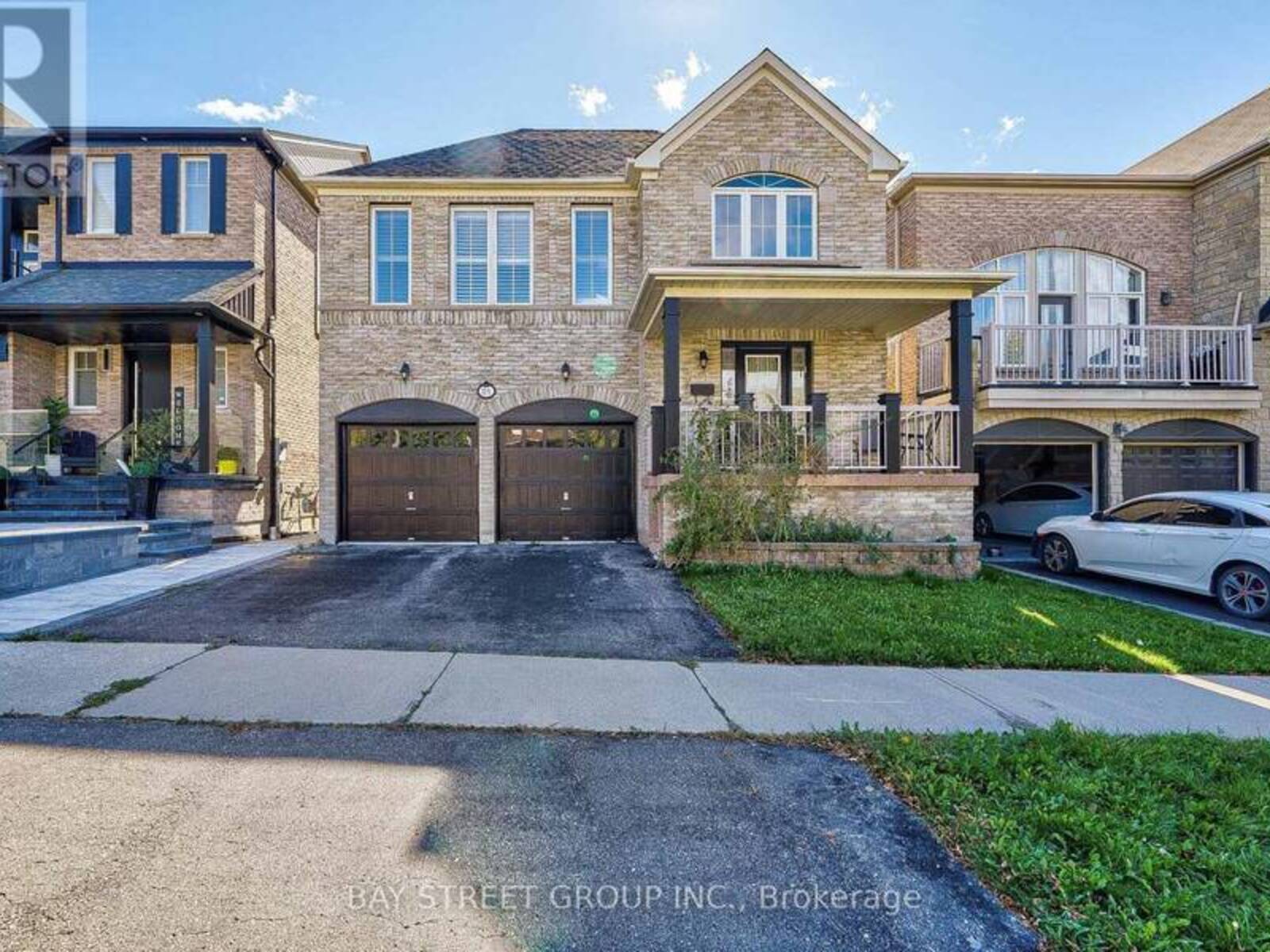 21 LOUGHLIN HILL CRESCENT, Ajax, Ontario L1Z 1P8