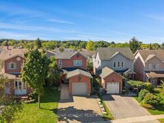 93 HADDEN CRESCENT Barrie Ontario, L4M 6G7