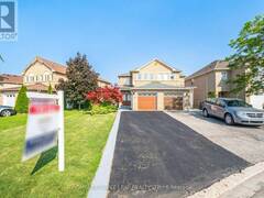 30 SILO COURT Brampton Ontario, L6X 4S4