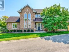 12 - 4275 MILLCROFT PARK DRIVE Burlington Ontario, L7M 4L9