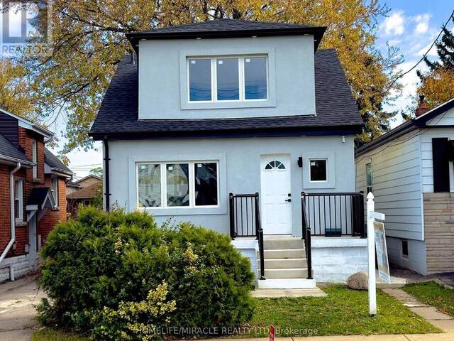 82 SHELBY AVENUE Hamilton Ontario, L8H 5L5