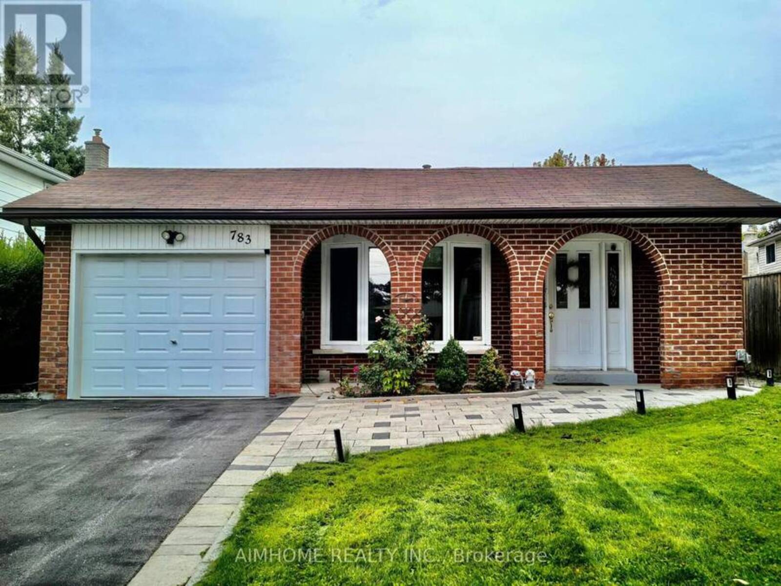 783 LEXINGTON STREET, Oshawa, Ontario L1G 6V5