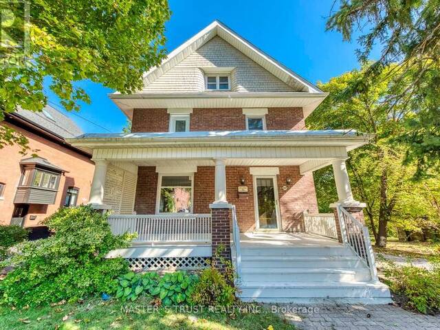 107 CHURCH STREET S Richmond Hill Ontario, L4C 1W4