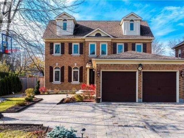 59 OATLANDS CRESCENT Richmond Hill Ontario, L4C 9P2