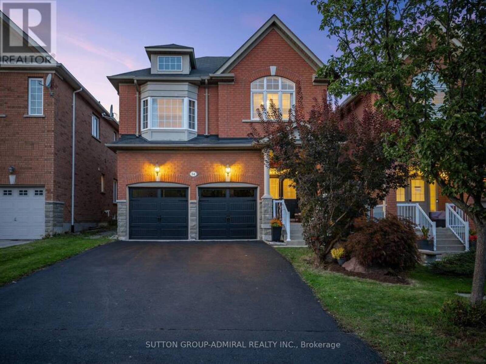 54 STRAUSS ROAD, Vaughan, Ontario L4J 8Z7