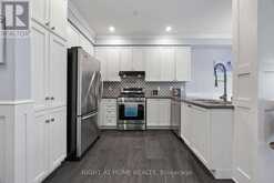 54 ULSON DRIVE | Richmond Hill Ontario | Slide Image Nine