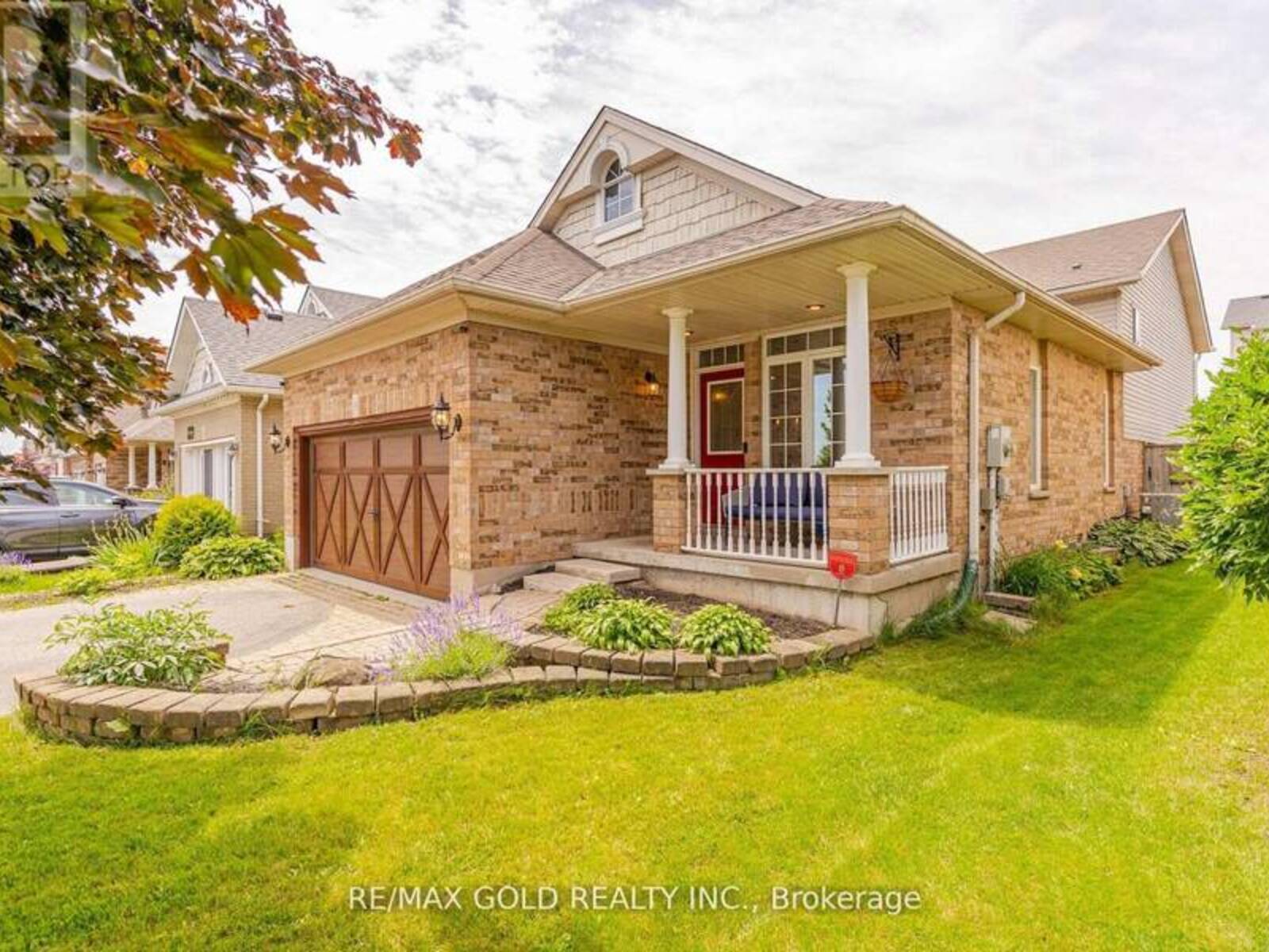 8 FENDLEY ROAD, Orangeville, Ontario L9W 5G9