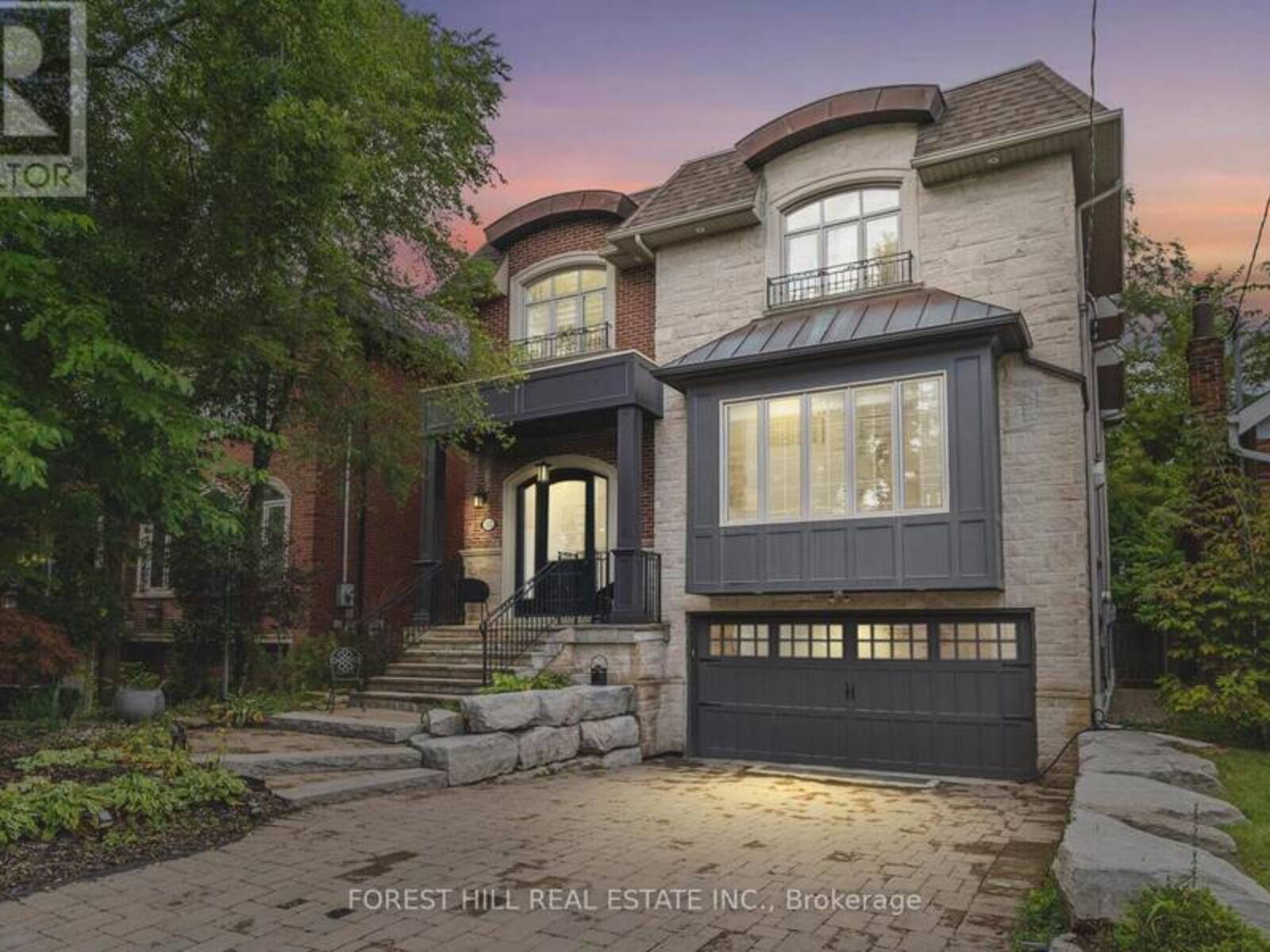 102 CARMICHAEL AVENUE, Toronto, Ontario M5M 2W9