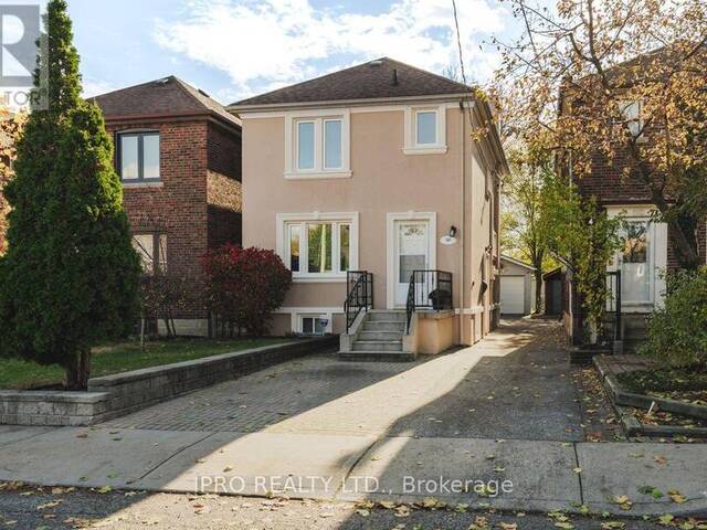 121 MEMORIAL PARK AVENUE Toronto Ontario, M4J 2K2