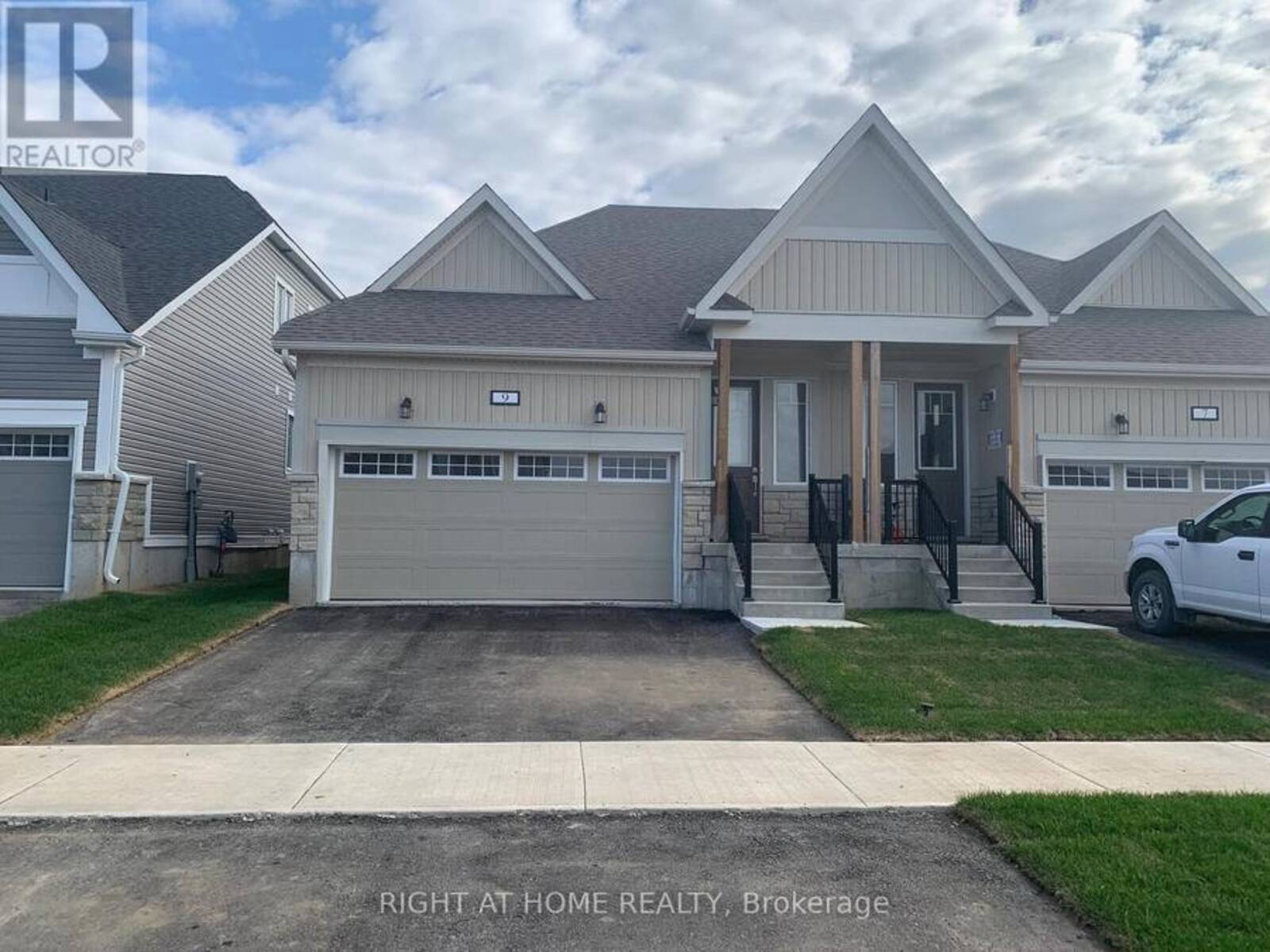 9 GOLF LINK DRIVE, Loyalist, Ontario K0H 1G0