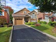 22 HUNTINGTON DRIVE | Barrie Ontario | Slide Image Two