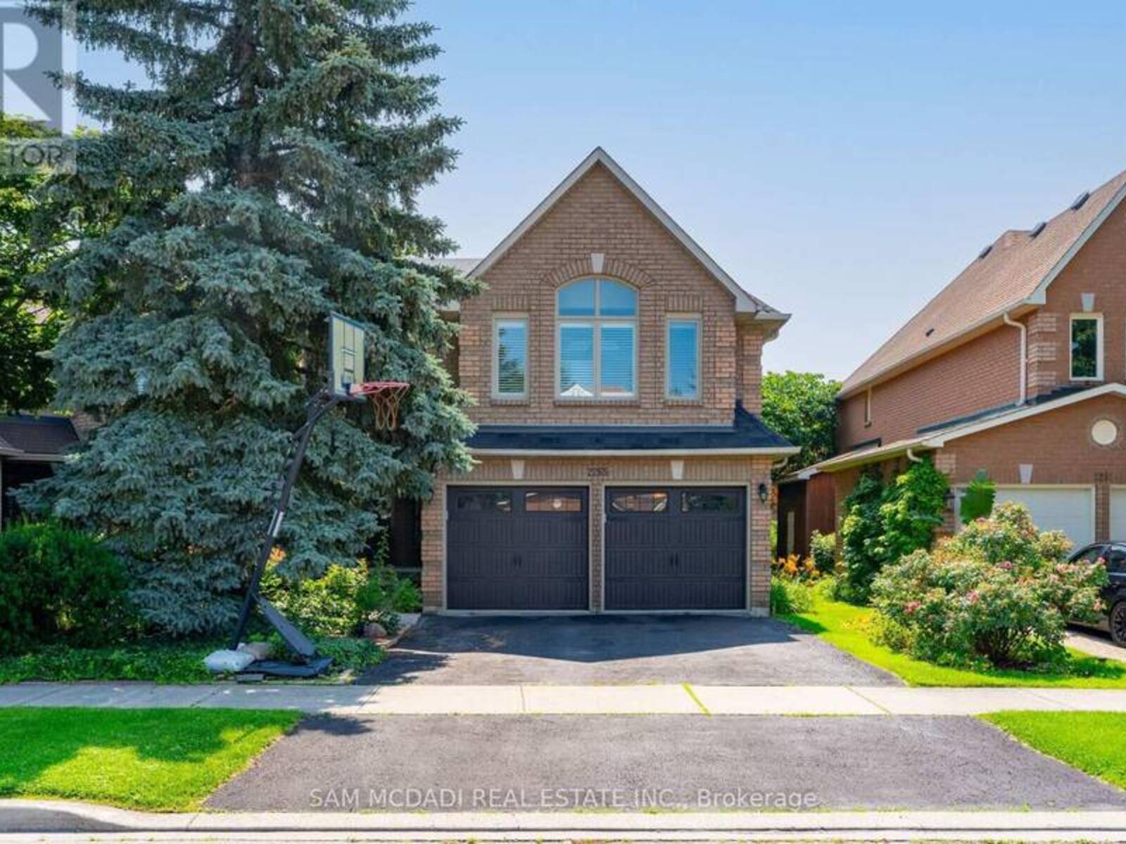 2265 BRAYS LANE, Oakville, Ontario L6M 3J5