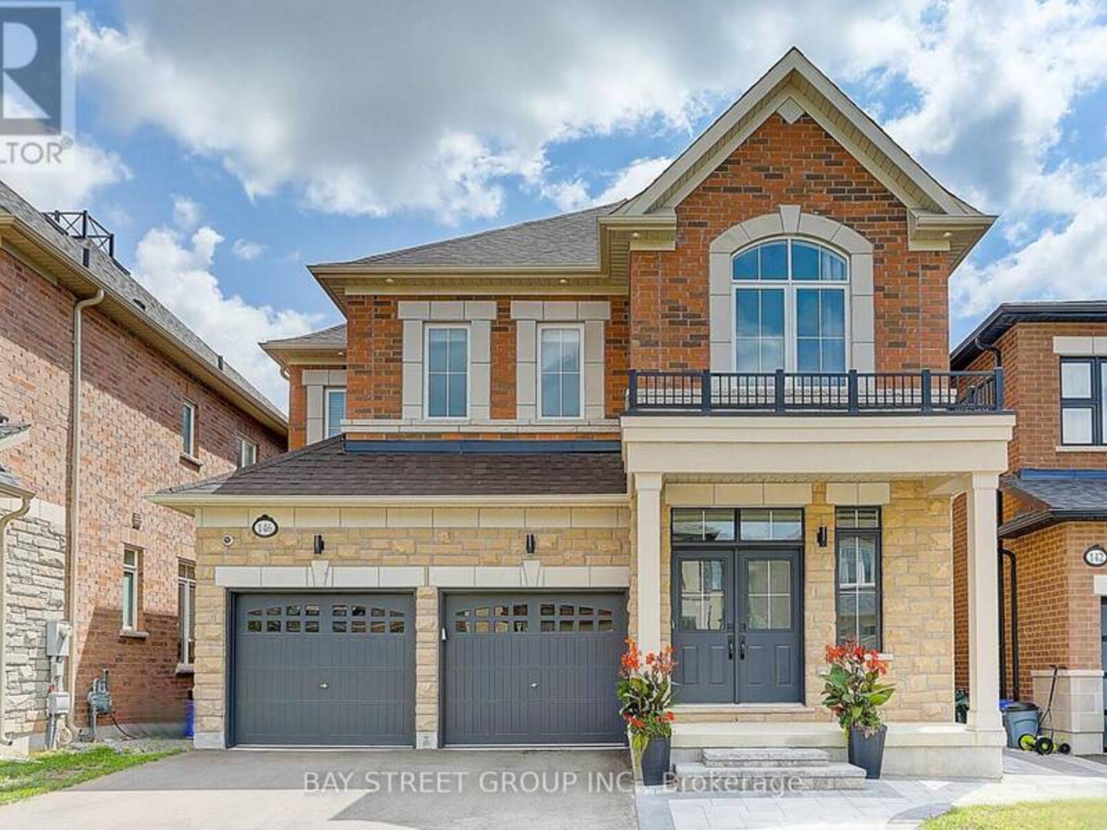 146 PETGOR PATH, Oakville, Ontario L6H 0Y6