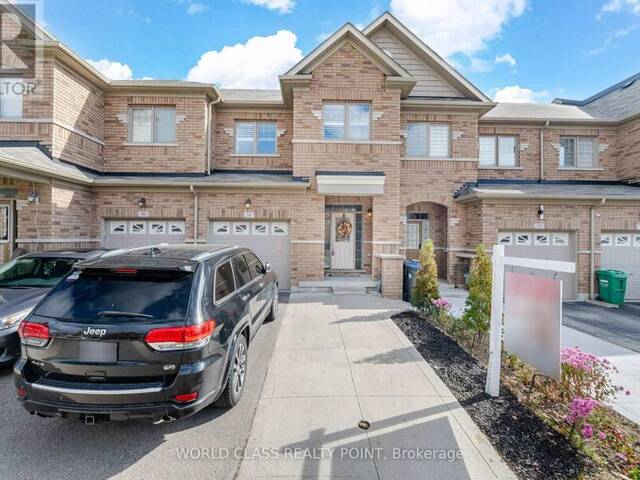 34 DAVENFIELD CIRCLE Brampton Ontario, L6P 4M2