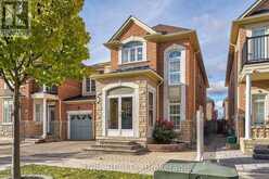 12 HERMITAGE BOULEVARD | Markham Ontario | Slide Image Three