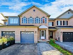 49 MACMILLAN AVENUE Whitby Ontario, L1R 3H3