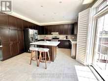 302 HAMMERSLY BOULEVARD | Markham Ontario | Slide Image Nine