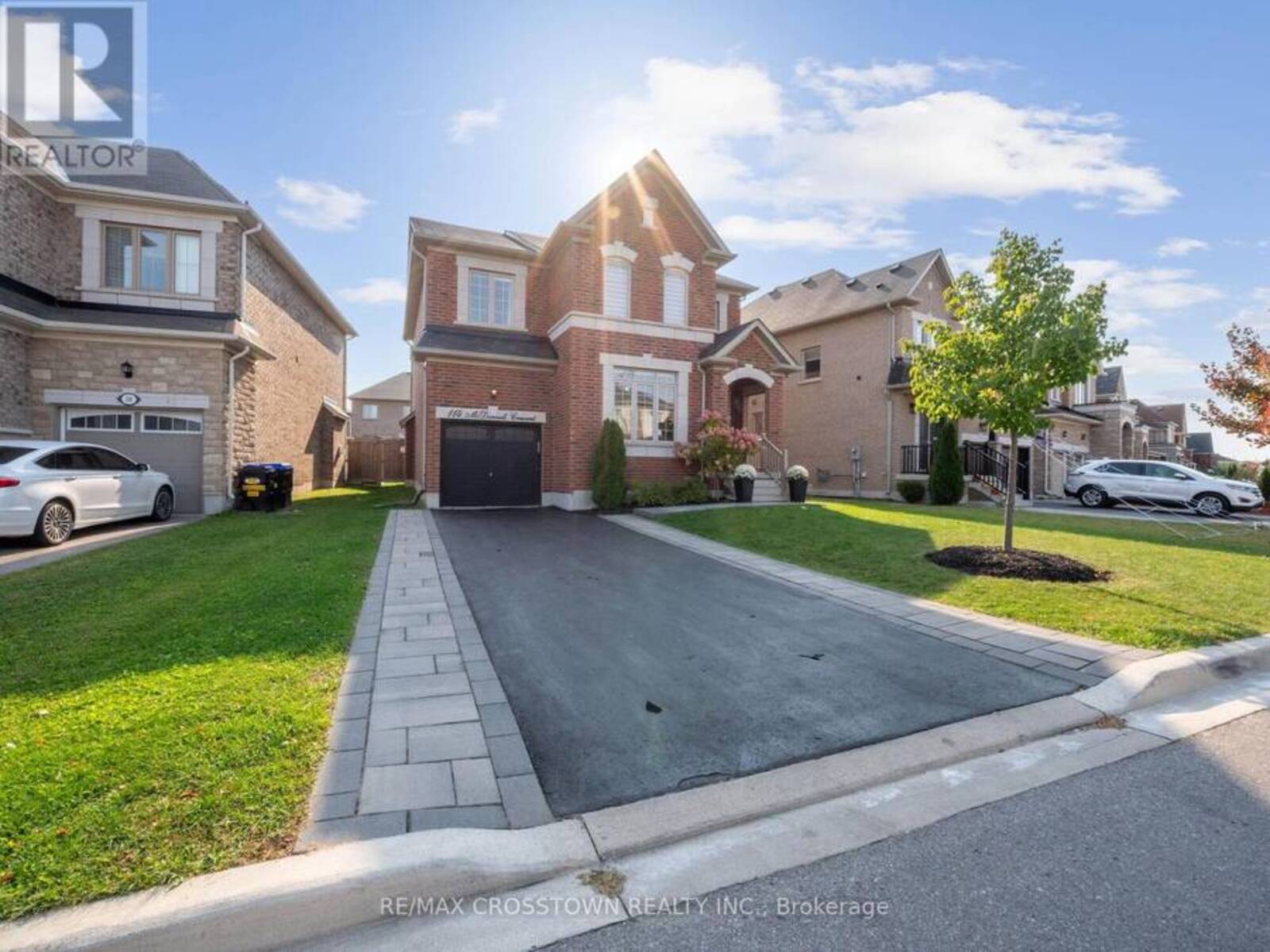 114 MCDONNELL CRESCENT, Bradford West Gwillimbury, Ontario L3Z 0S8