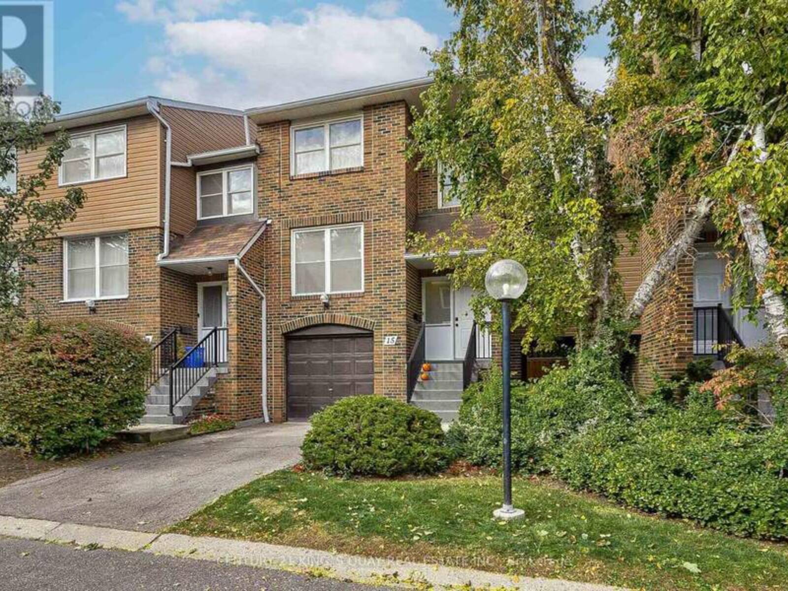 15 WINDSOR COURT ROAD, Markham, Ontario L3T 4Y4