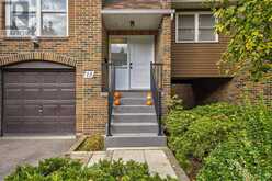 15 WINDSOR COURT ROAD | Markham Ontario | Slide Image Two