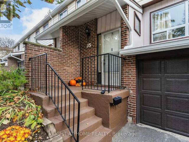 63 FERRIS LANE Barrie Ontario, L4M 5C4