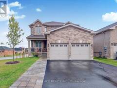 2 HEWSON STREET Penetanguishene Ontario, L9M 1N8