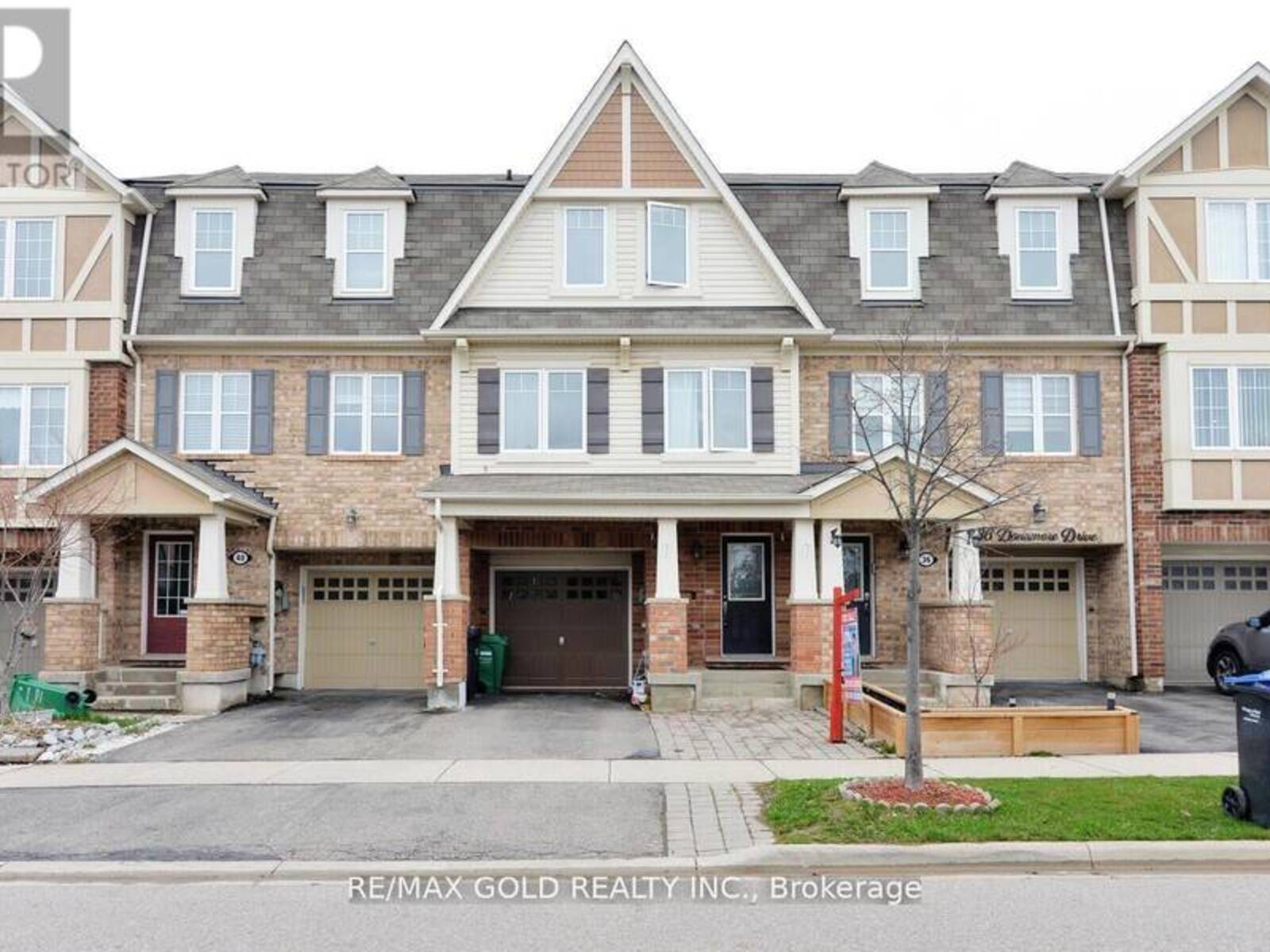 38 DONOMORE DRIVE N, Brampton, Ontario L7A 0S7