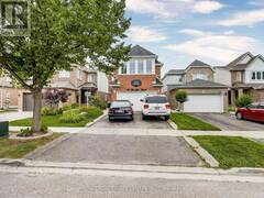 14 STANDISH STREET Halton Hills Ontario, L7G 5V6