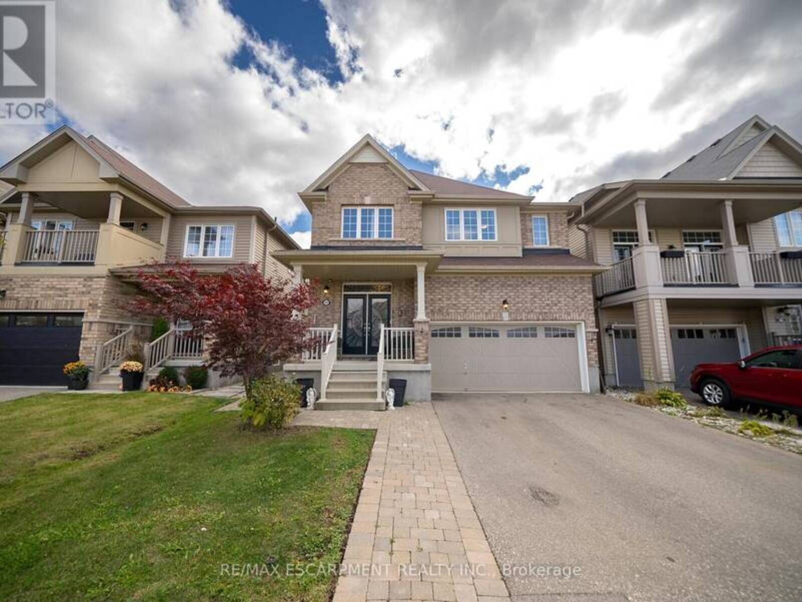 102 GILLESPIE DRIVE, Brantford, Ontario N3T 0K1