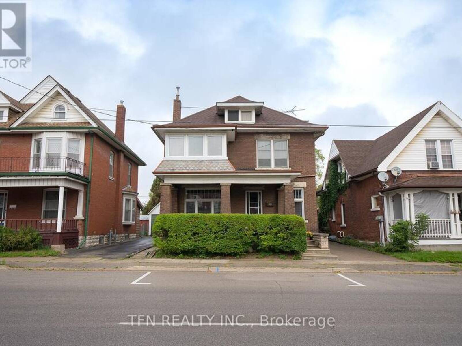 480 COLBORNE STREET, Brantford, Ontario N3S 3P1