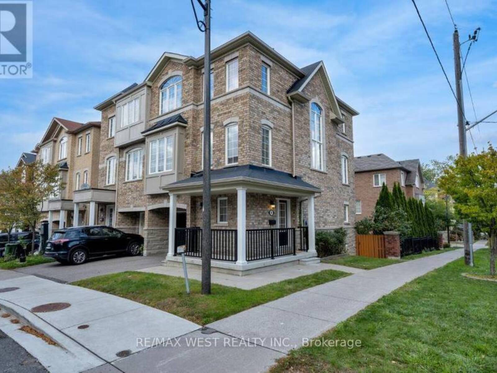 6 DALE AVENUE, Toronto, Ontario M1J 3J5