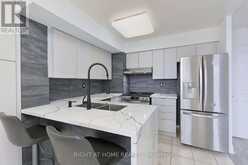 412 - 9 NORTHERN HTS DRIVE | Richmond Hill Ontario | Slide Image One