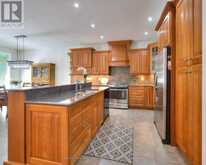 32 - 260 DEER RIDGE DRIVE N | Kitchener Ontario | Slide Image Thirteen