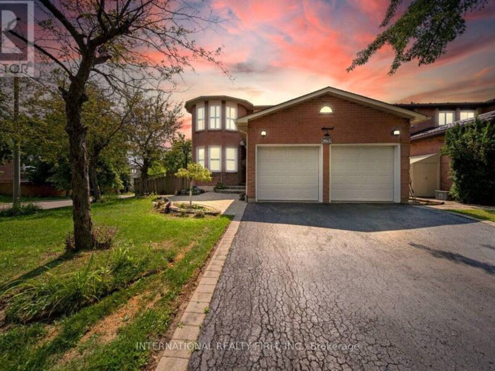 6219 CAMGREEN CIRCLE, Mississauga, Ontario L5N 4N5