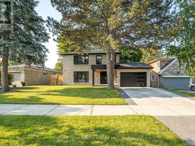 30 KELLYTHORNE DRIVE Toronto Ontario, M3A 2L4