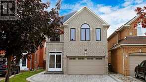 86 SAPPHIRE DRIVE | Richmond Hill Ontario | Slide Image One