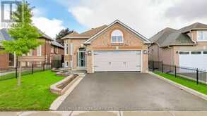 54 SUMMERFIELD CRESCENT | Brampton Ontario | Slide Image One