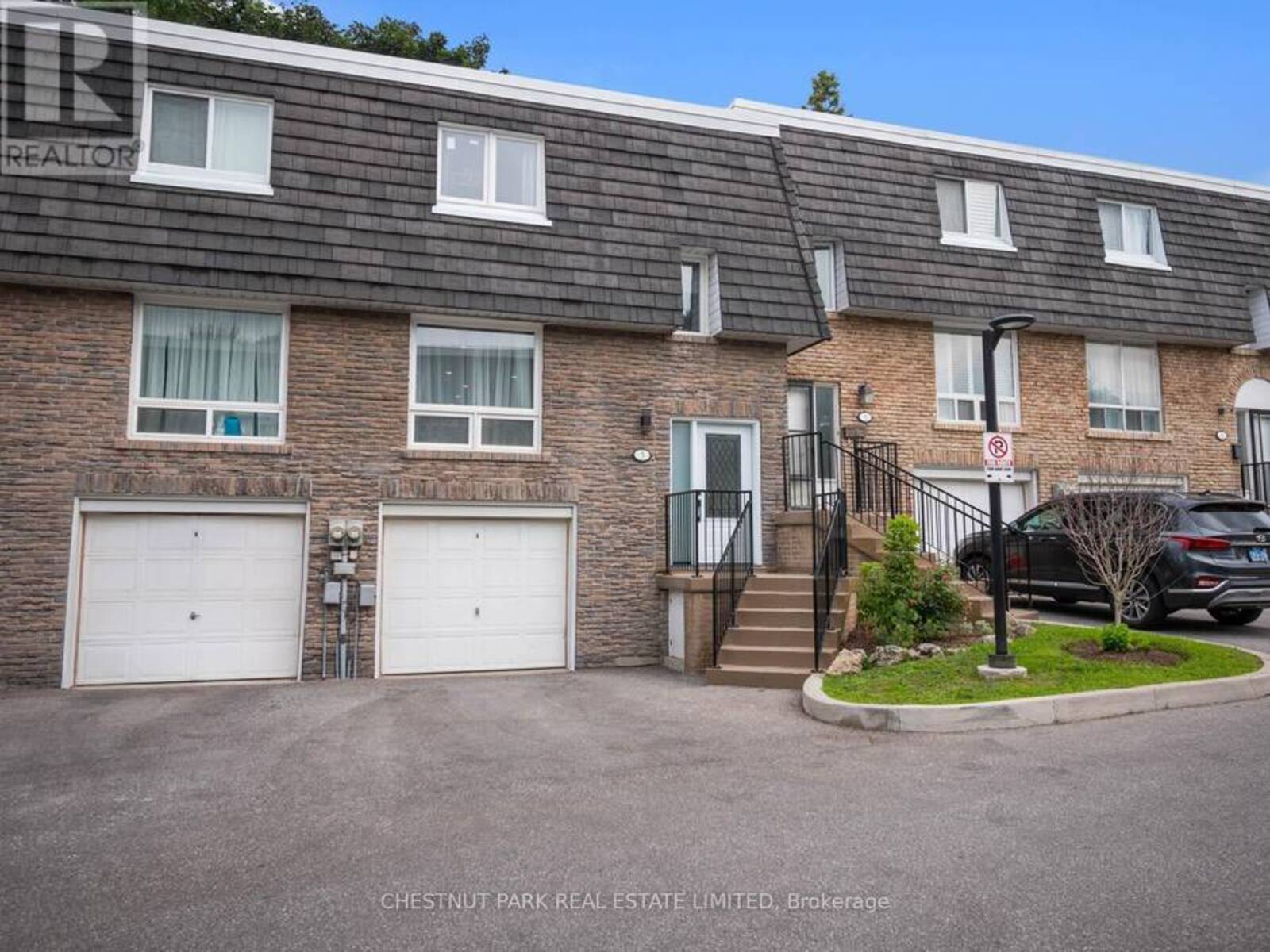 5 TANGLE BRIARWAY, Toronto, Ontario M2J 2M5